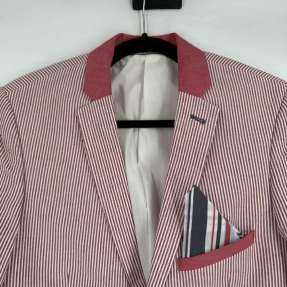 Paisley & Gray Men's Slim Fit‎ Seersucker Cotton Blazer Red White Striped Small
